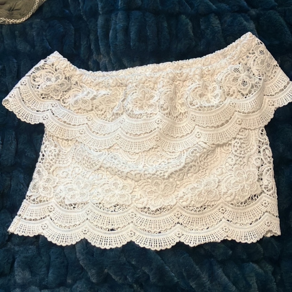 NWOT Lace Top